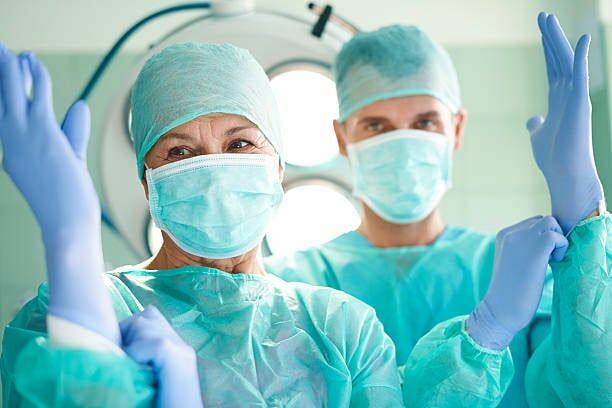 Hastaneler ve Klinikler İçin Tela Sedye Örtüsü ve Tela Önlük
